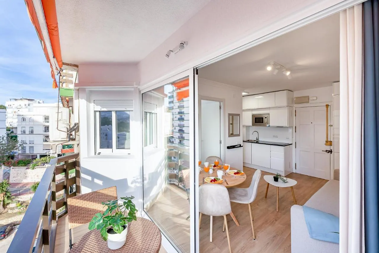 797 Holiday Rentals - Luminoso Y Reformado Apartamento Para 2 Benalmádena