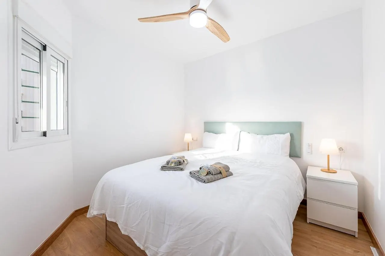 797 Holiday Rentals - Luminoso Y Reformado Apartamento Para 2 Benalmádena