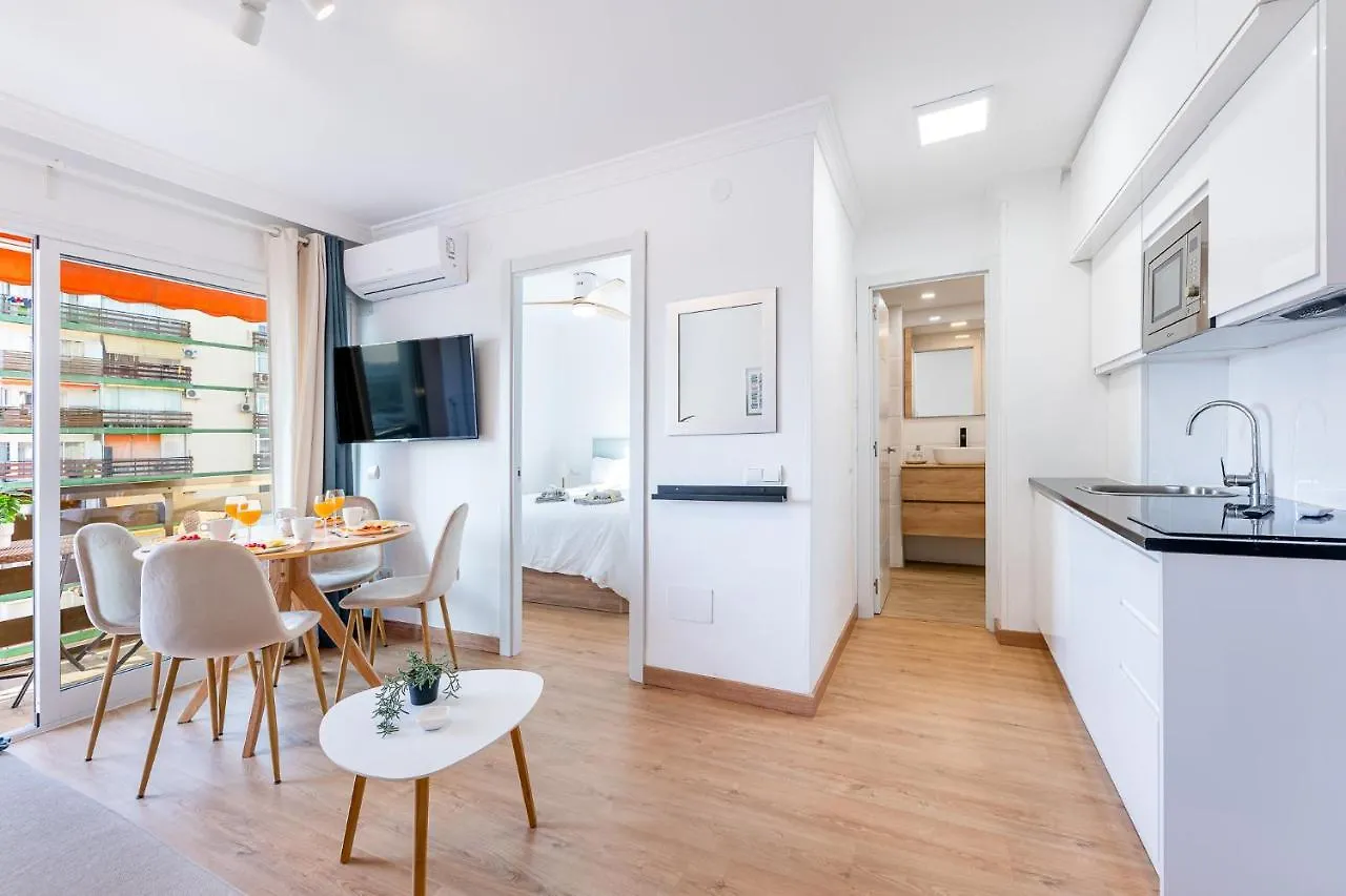 797 Holiday Rentals - Luminoso Y Reformado Apartamento Para 2 Benalmádena