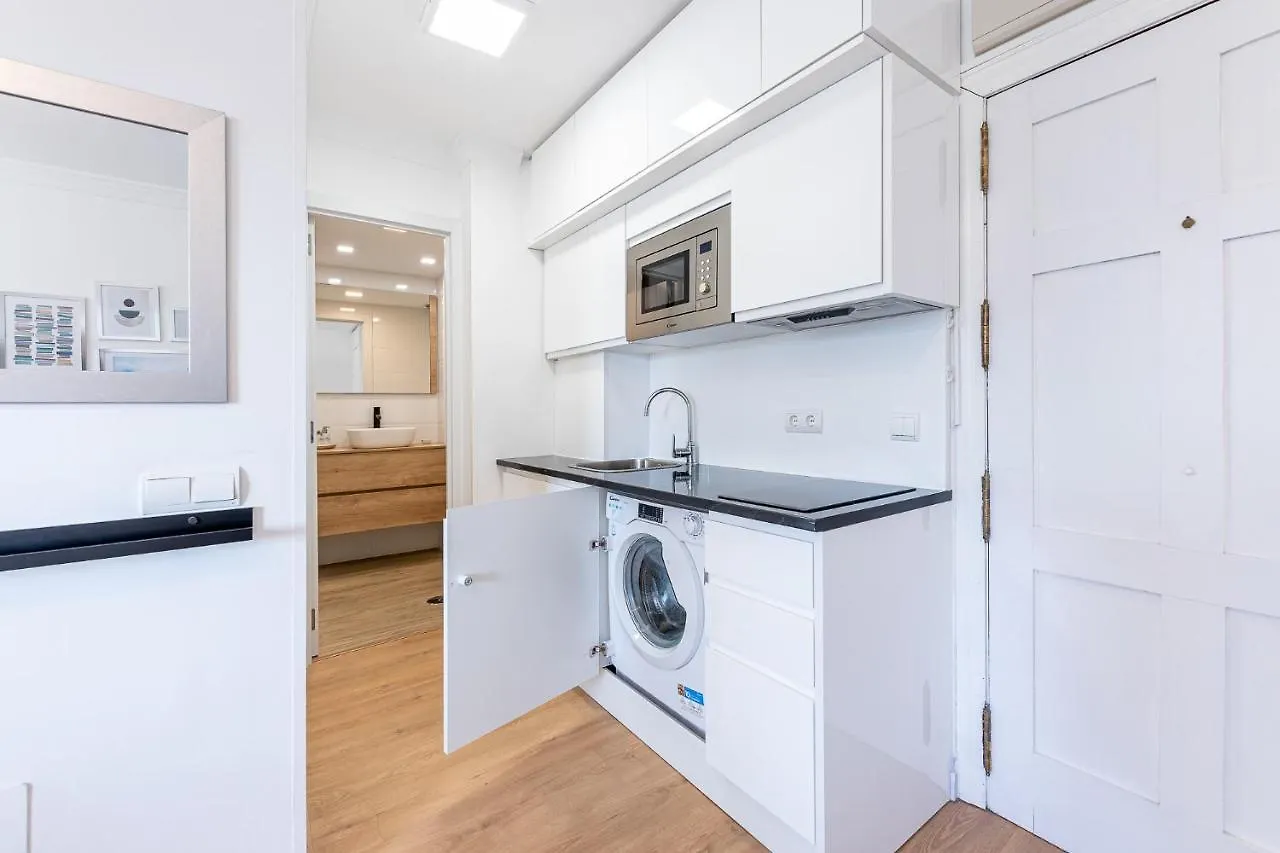 797 Holiday Rentals - Luminoso Y Reformado Apartamento Para 2 Benalmádena